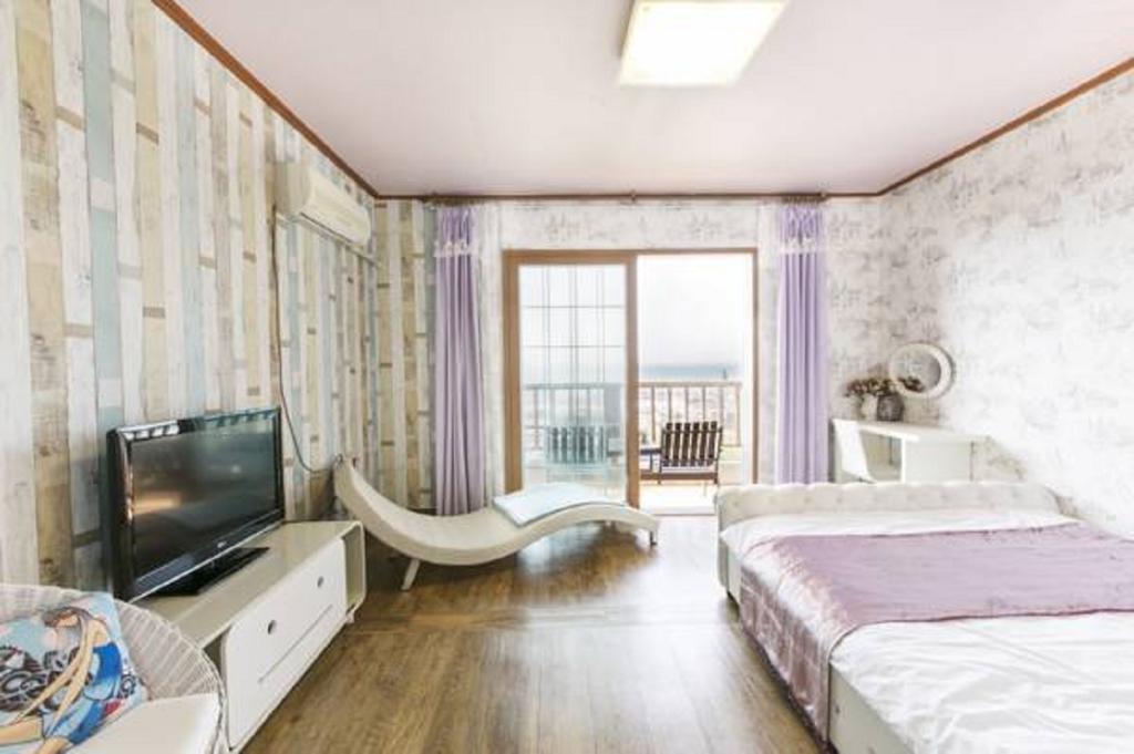 Dg Beach Pension Чеджу Стая снимка