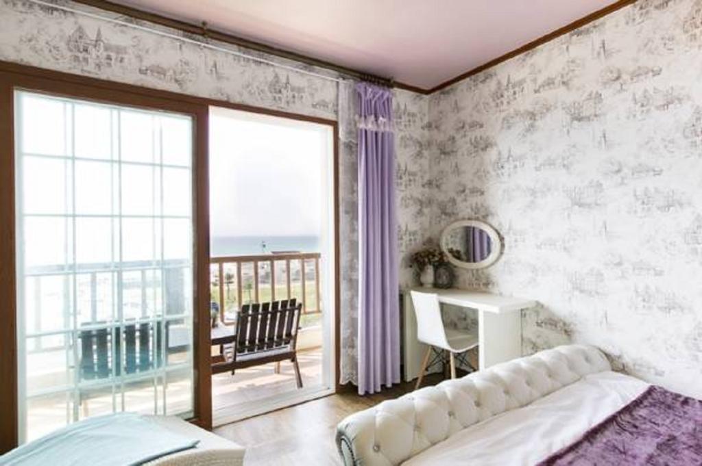 Dg Beach Pension Чеджу Стая снимка