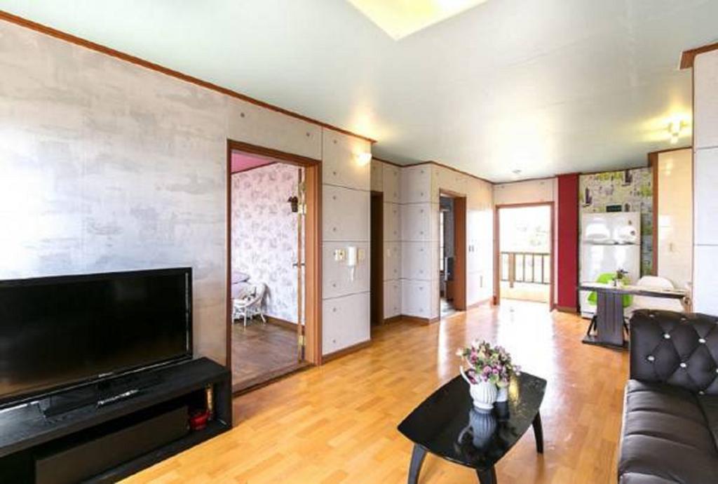 Dg Beach Pension Чеджу Стая снимка